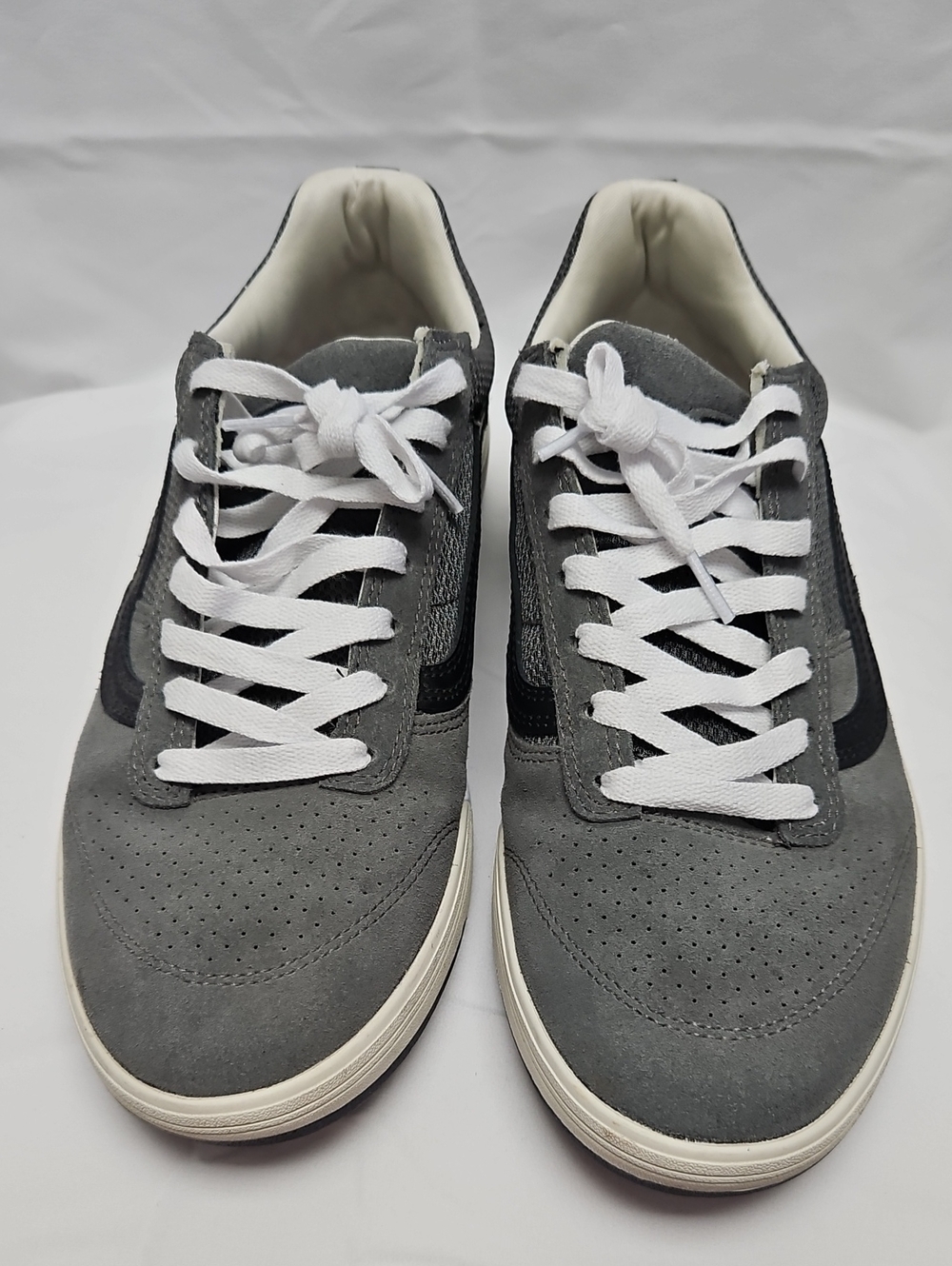 Vans Wayvee Mens 12 Grey White Black Suede Mesh Skate Shoes Sneakers